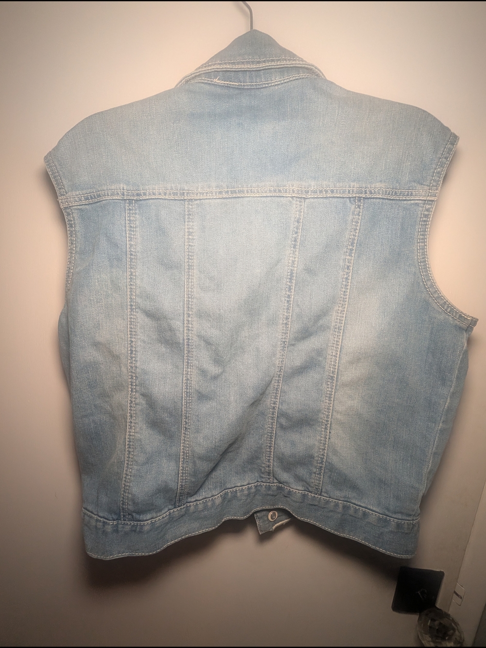 Western Boho Aesthetic Light Wash Denim Vest with White Lace Accents - Picture 3 of 8